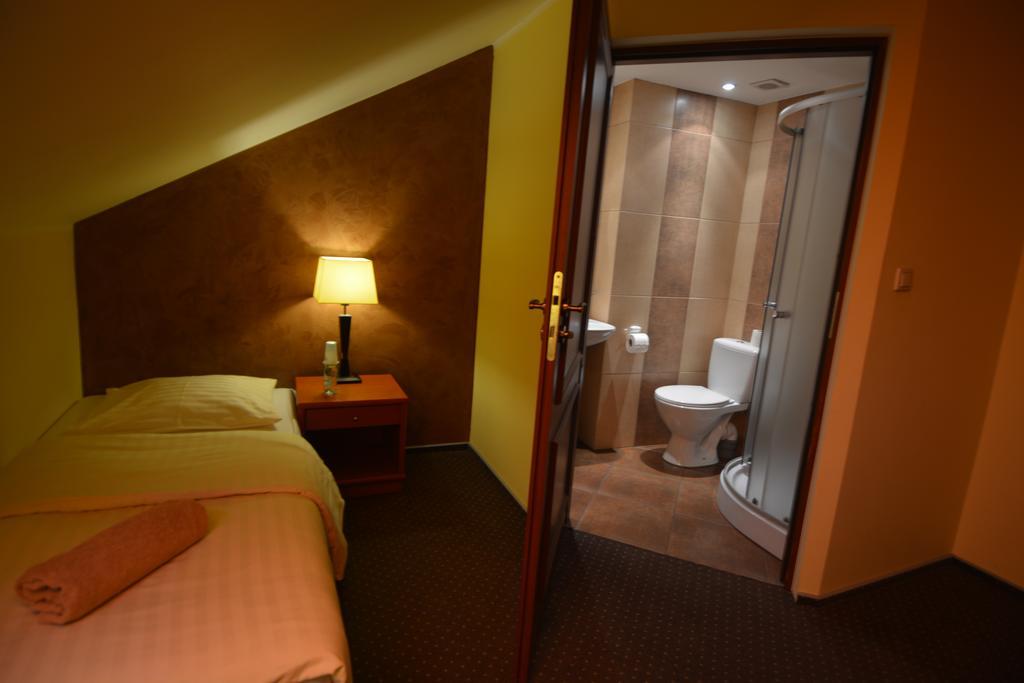 Hotel Stawisko Klaudyn Dış mekan fotoğraf